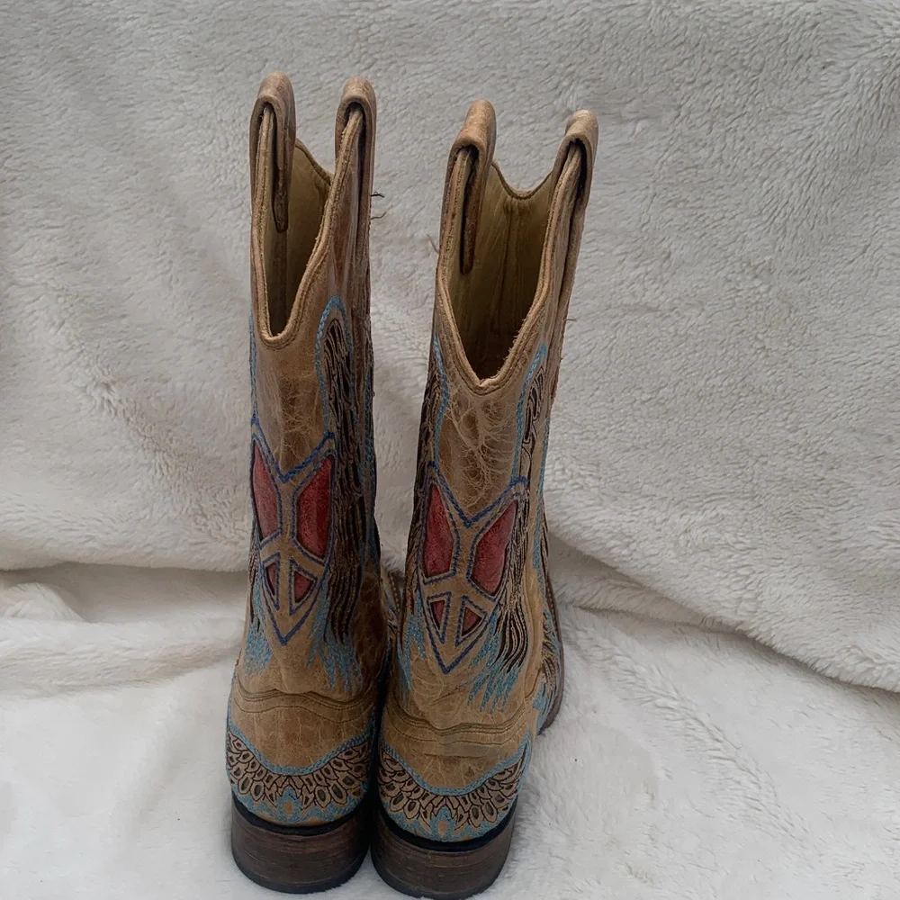 Women's Tan and Red Western Heeled Boots - Picture 2 of 10